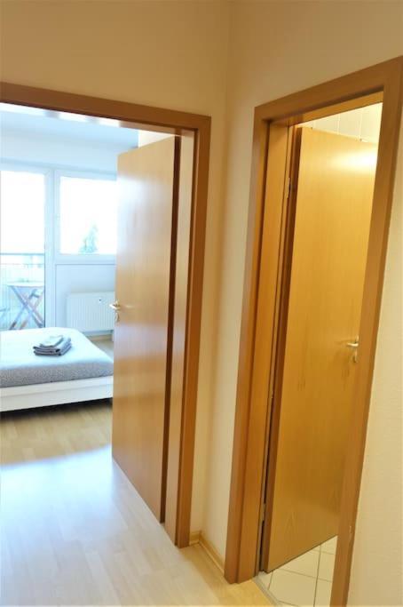 Studio In Dresden Neustadt Balcony And Parking Экстерьер фото